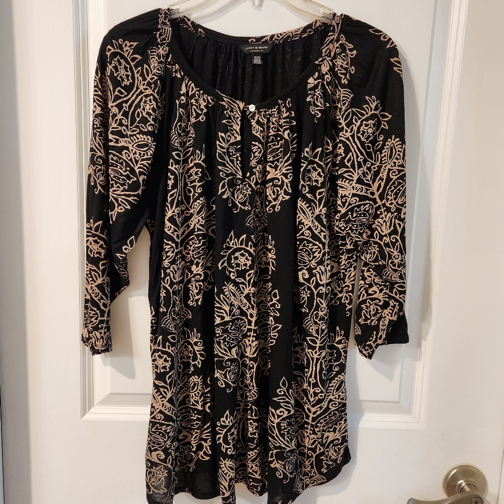 Lucky Brand Black and Cream Floral Top